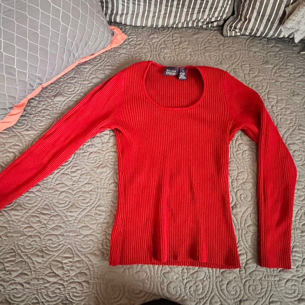 Hilliard & Hanson Medium red ribbed sweater, very good condition